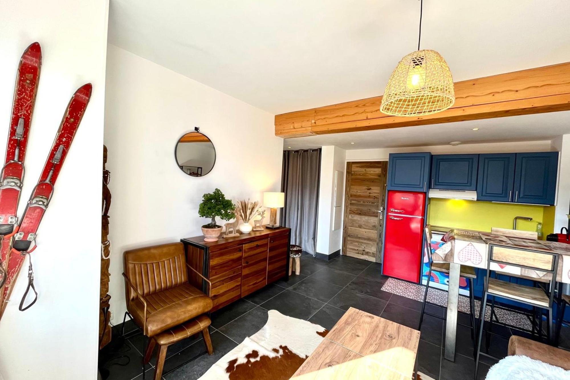 Superb Cosy Apartment With Balcony Комбо Екстериор снимка